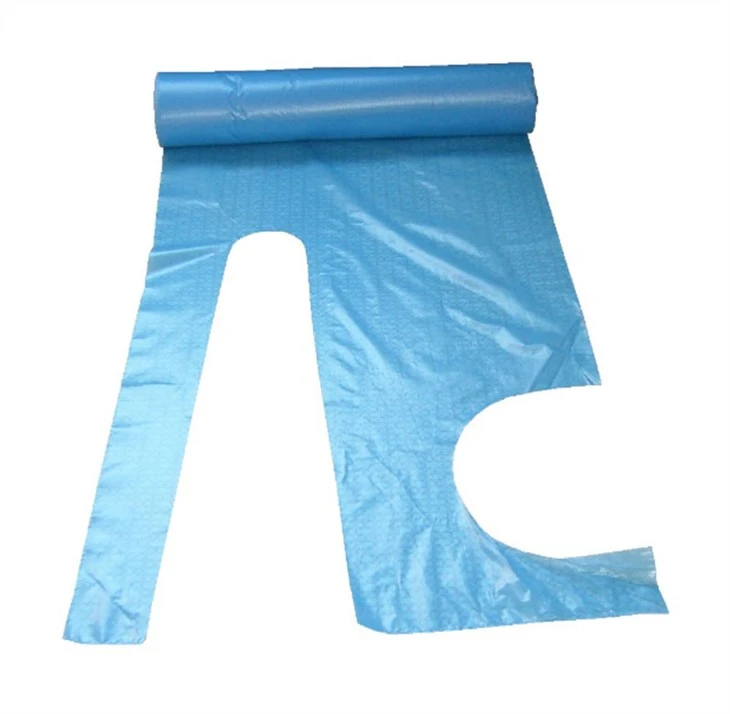 Disposable-plastic-apron-in-roll